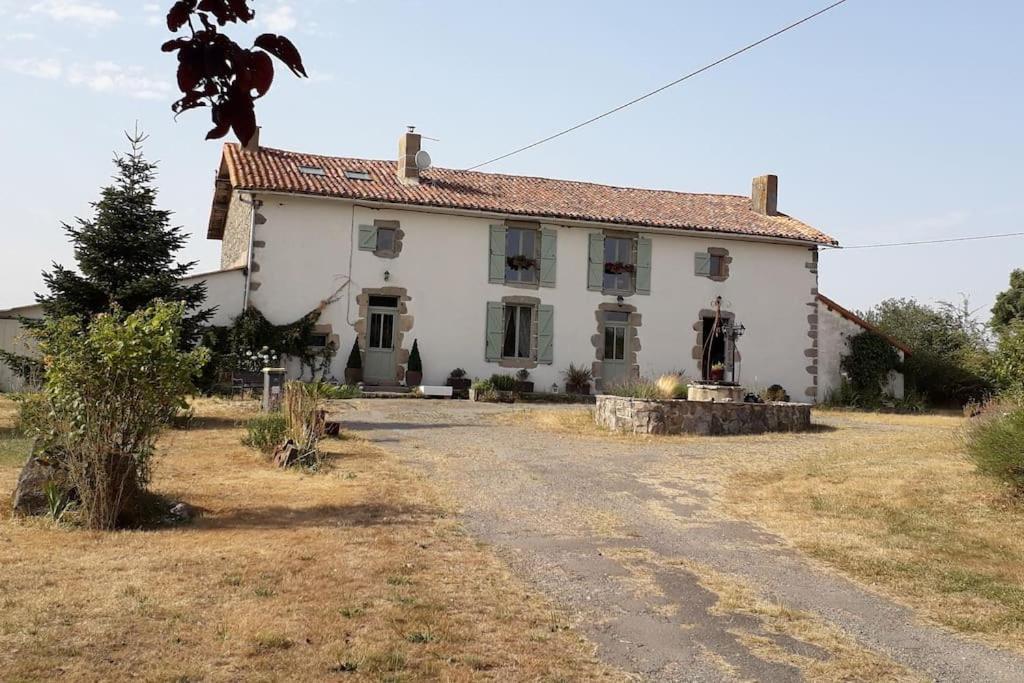 Le Magnoux Peaceful Retreat Bed and Breakfast Amailloux Buitenkant foto